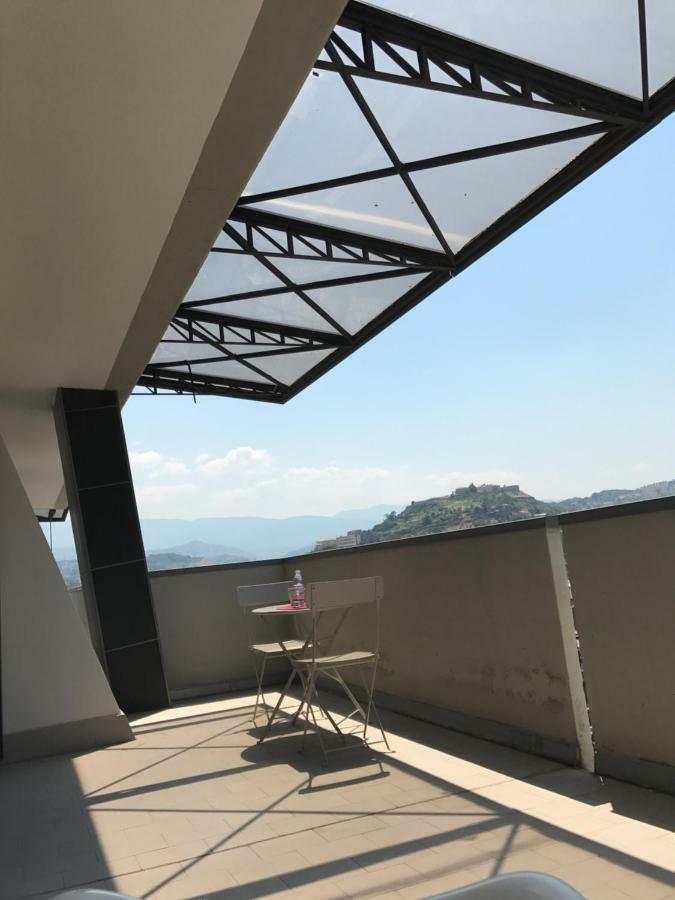 Civico 27 Hotel Cosenza Bagian luar foto