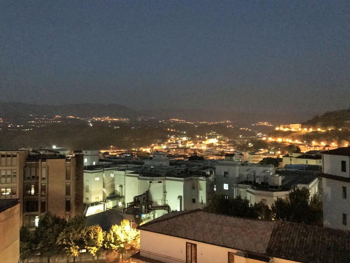 Civico 27 Hotel Cosenza Bagian luar foto