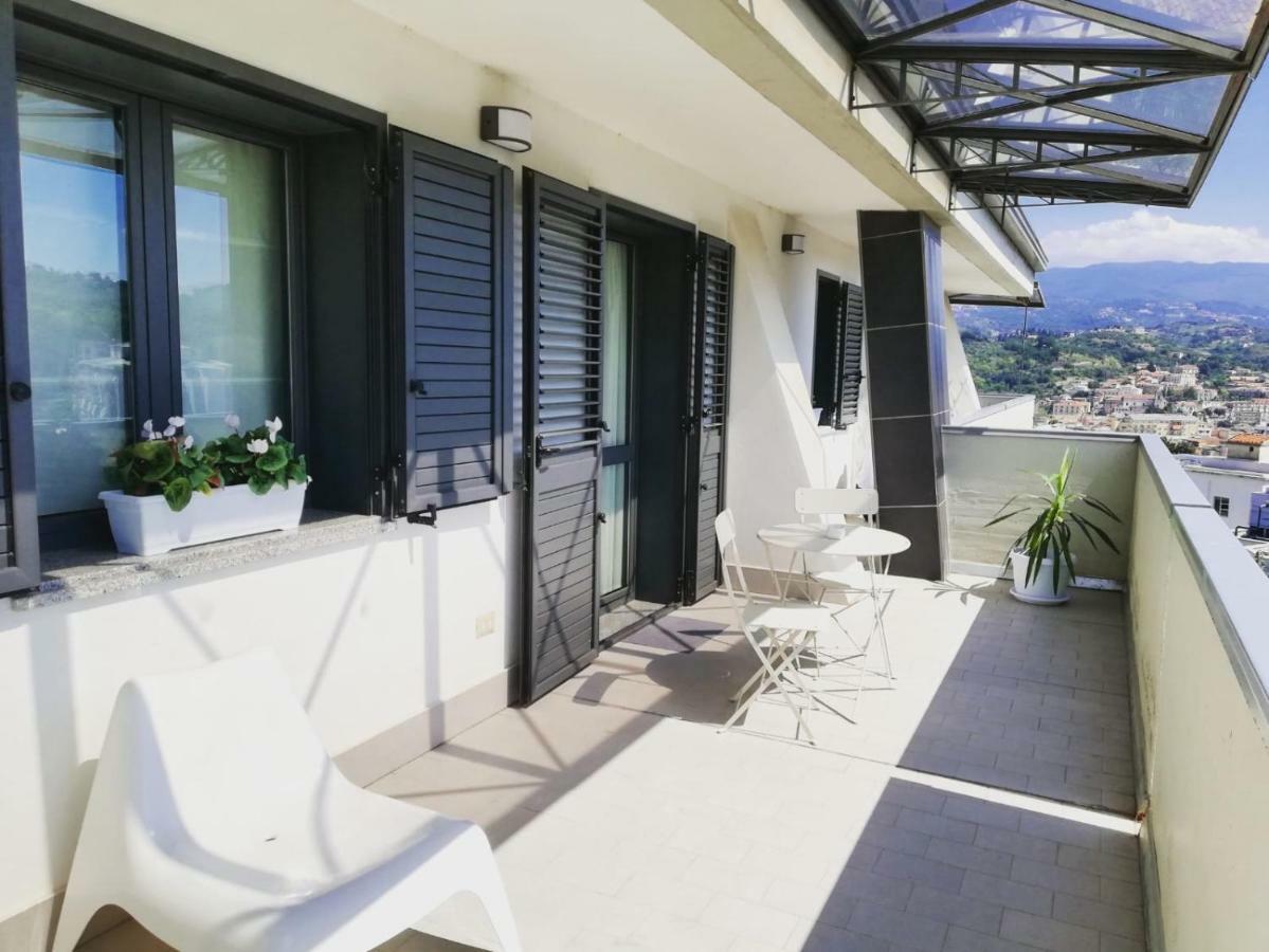 Civico 27 Hotel Cosenza Bagian luar foto